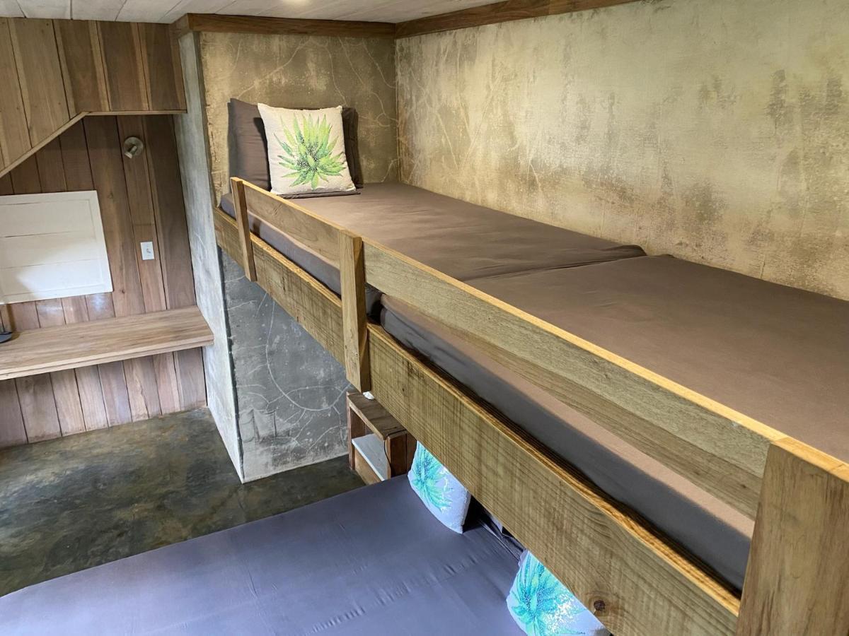 Finca Vela Lodge Бокас-дель-Торо Экстерьер фото